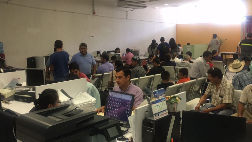 En Córdoba se normaliza la entrega de placas para automovilistas y motociclistas