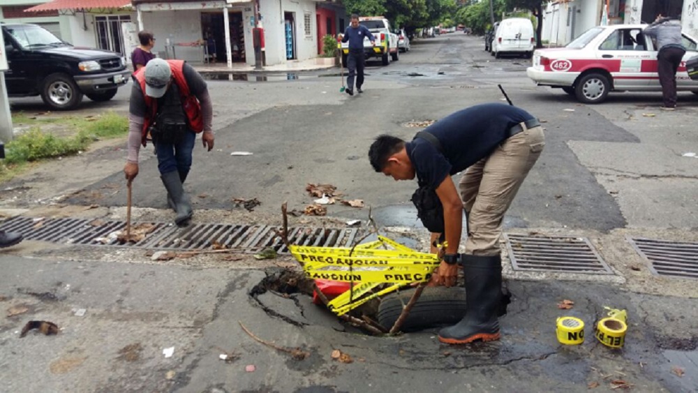 Grupo MAS no atiende queja por hundimiento en colonia Centro de Veracruz