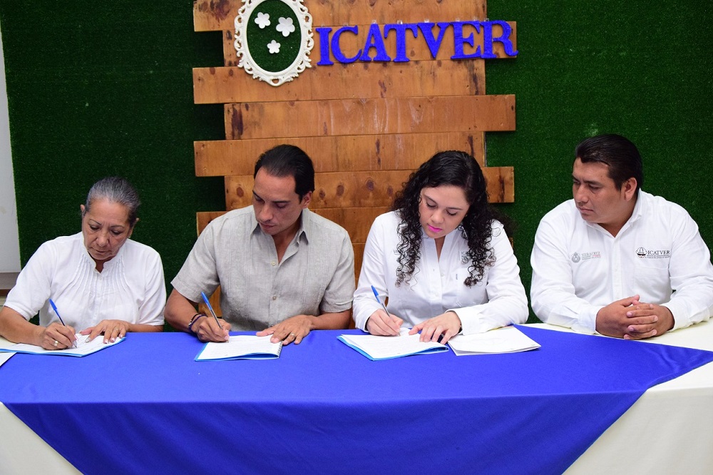 ICATVER y ayuntamiento de Pánuco firman convenio de colaboración