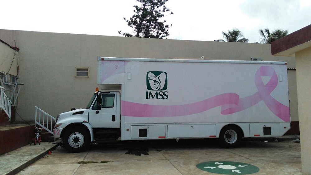 En la colonia Puerto México de Coatzacoalcos realizan jornada de mastografía