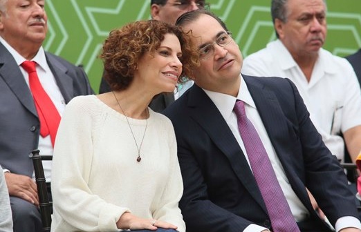 Versiones de que Javier Duarte y Karime Macías se divorciarán