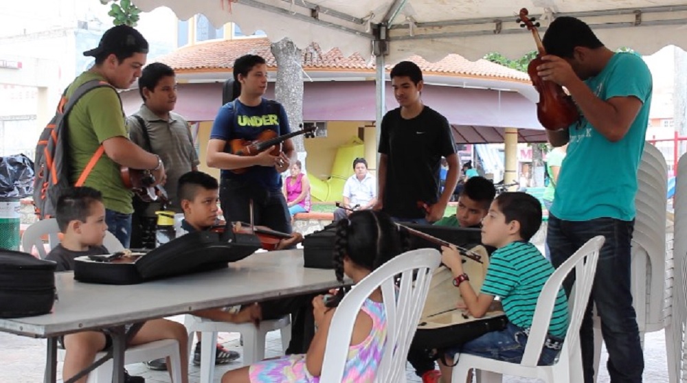 En Pánuco inician cursos de verano cultural para niños y jóvenes