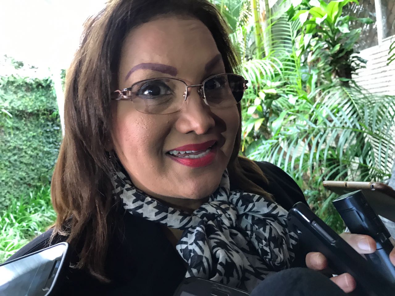 Rocío Ojeda Callado registra su candidatura a la rectoría de la UV