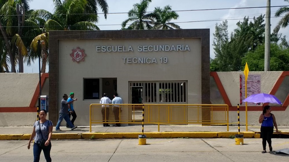 Aumentarán vigilancia en secundarias técnicas durante verano para evitar robos en zona sur