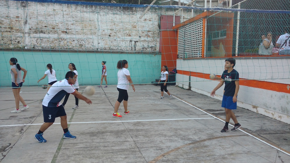 Invitan a curso de verano en voleibol