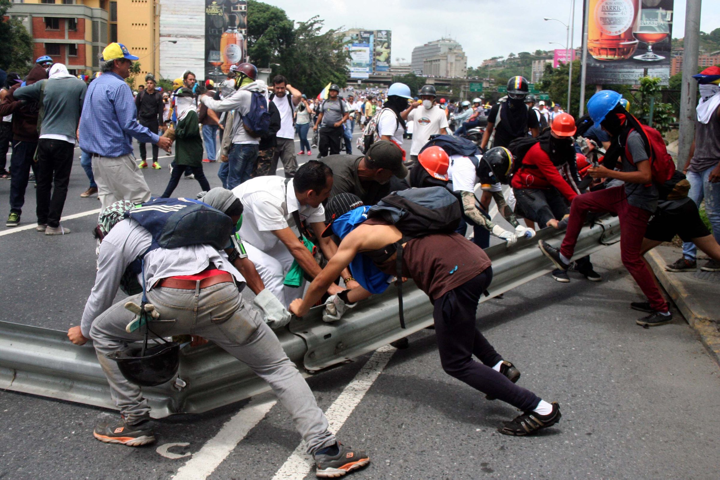 Violencia en Venezuela, política de estado para estrangular a disidencia: Amnistía Internacional