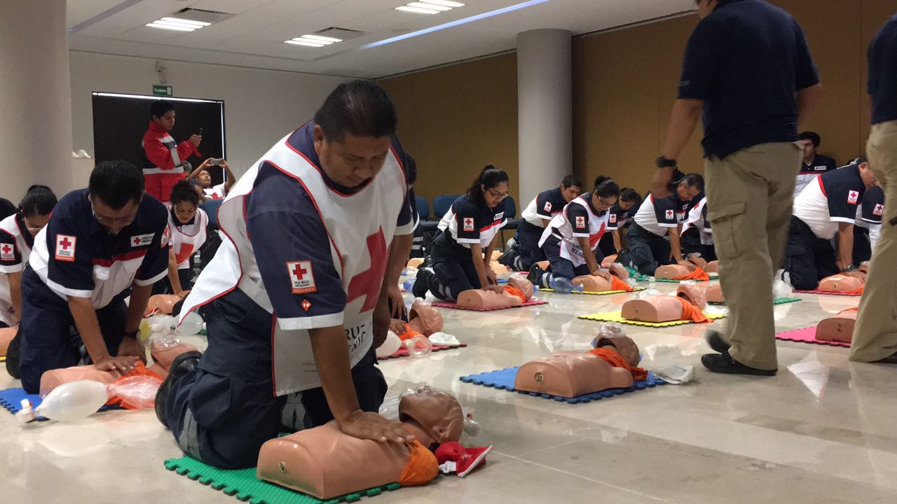 Paramédicos de Cruz Roja Córdoba reciben capacitación y actualización en reanimación cardiopulmonar