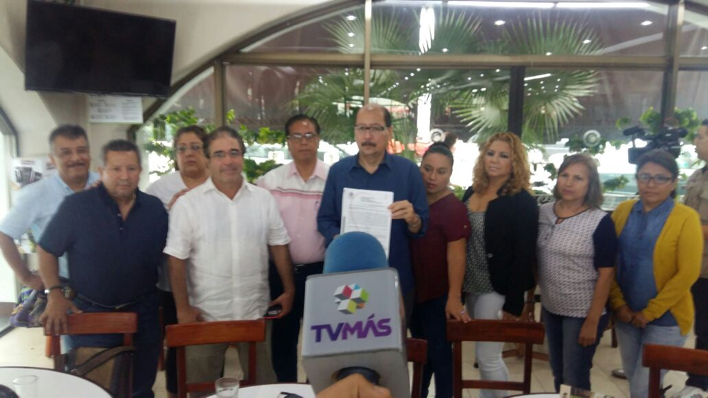 Denuncian irregularidades en cobros de la UVM; afecta a 150 egresados de Medicina