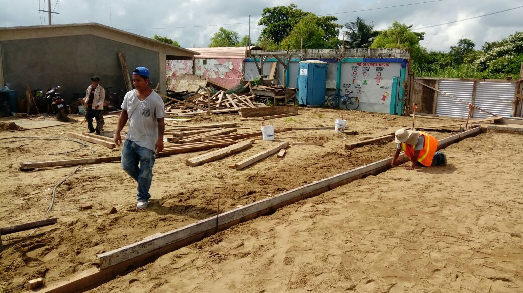 En Coatzacoalcos retrasan inicio de ciclo escolar en escuela secundaria