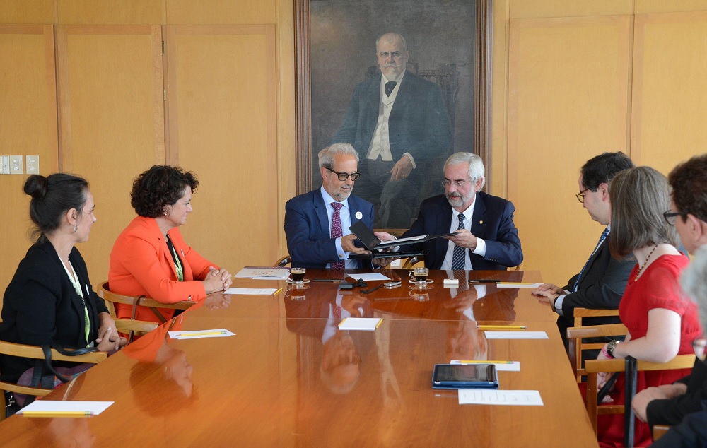 UNAM y Universidad de Salamanca establecen programas académicos de doble titulación