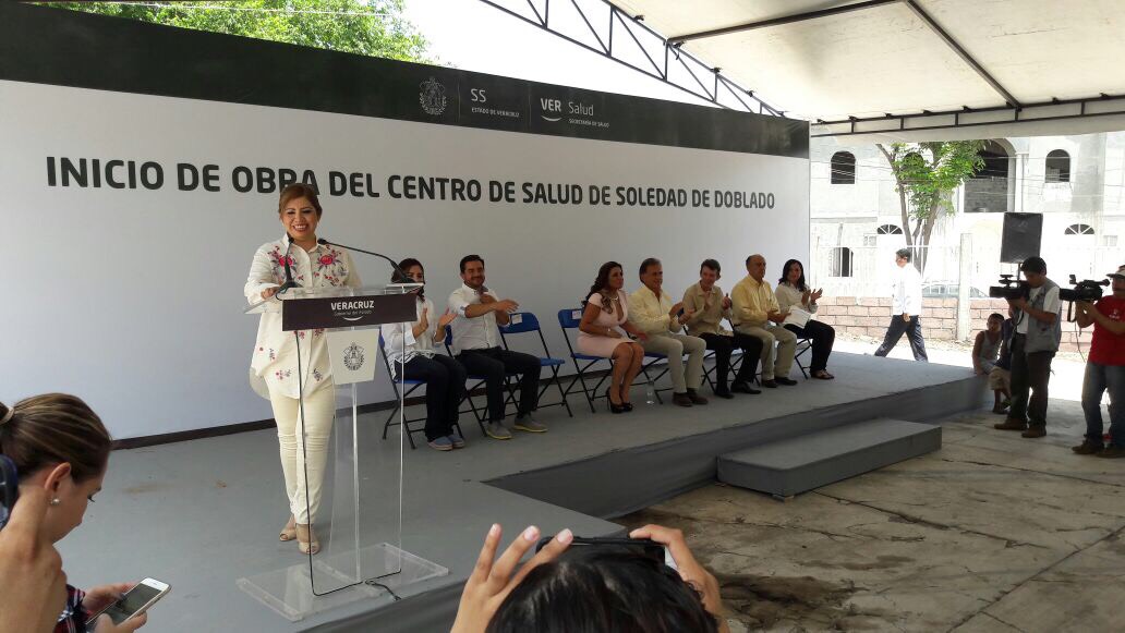 Centro de Salud de Soledad de Doblado quedará concluido en diciembre: Gobernador Yunes