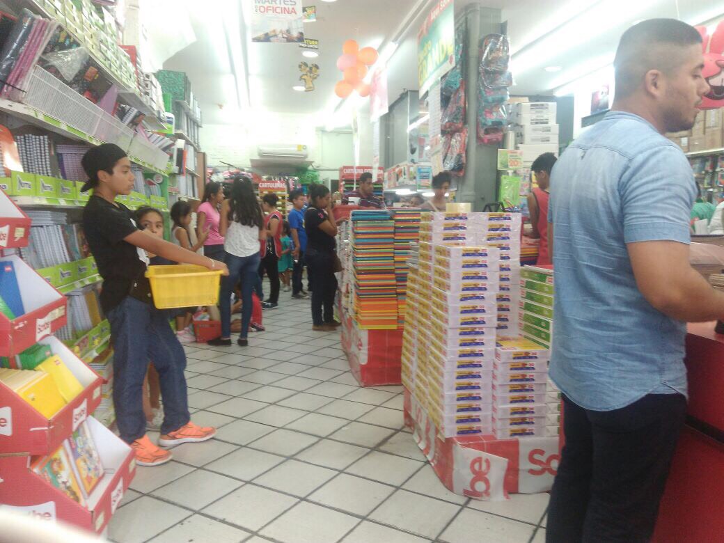 Destina INFONACOT mil mdp para apoyar con créditos a padres de familia