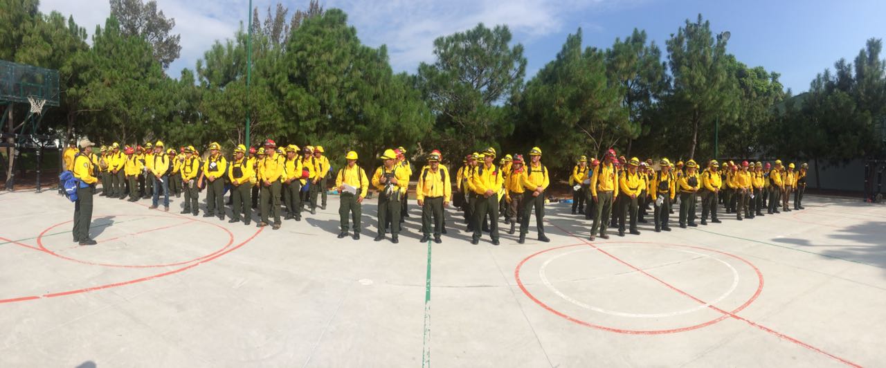 Refuerza México apoyo a Canadá en incendios forestales; viajarán 102 combatientes más