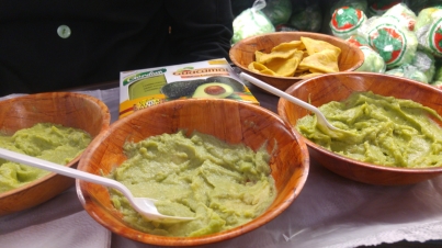 Pretenden Récord Guinness del guacamole más grande del mundo