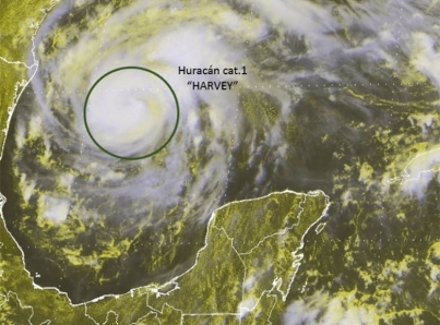 Harvey se fortalece y se convierte en huracán