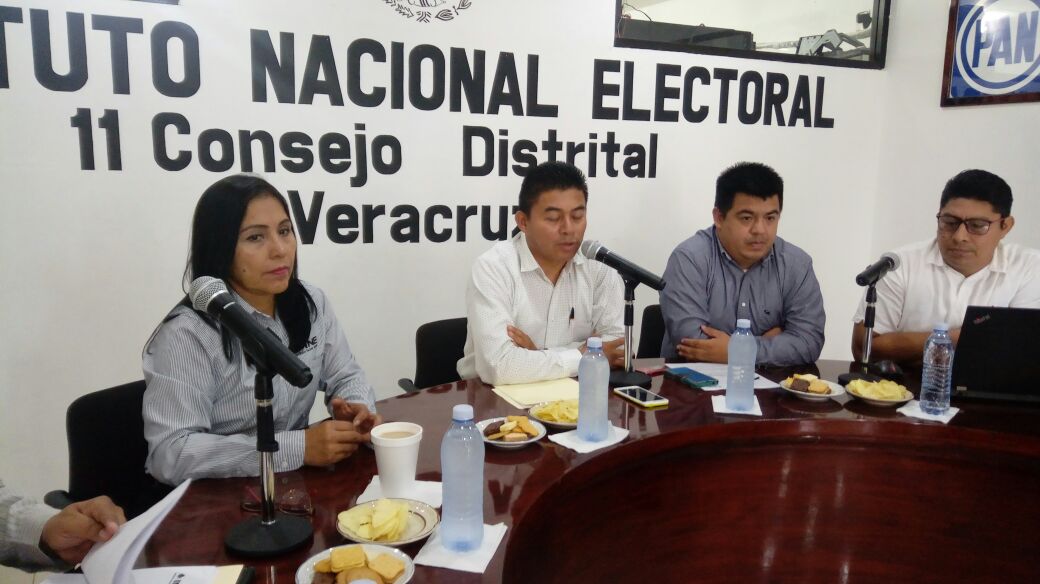 Promueve INE cultura cívica en Coatzacoalcos