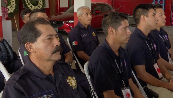 Bomberos conurbados reciben cursos de capacitación constantemente