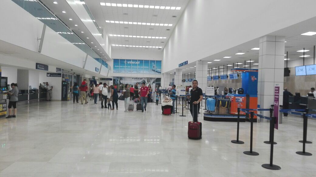 Aeropuerto internacional de Veracruz emite alerta naranja por ingreso de Franklin