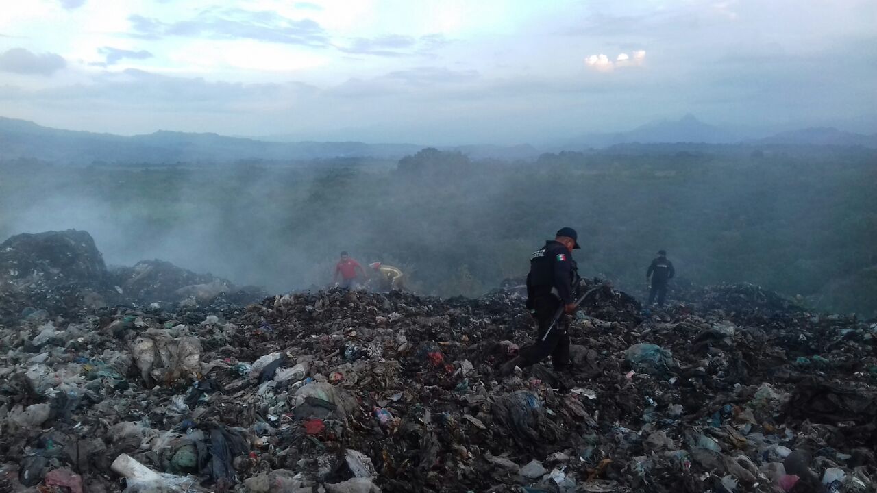 Se incendia basurero municipal en Martínez de la Torre