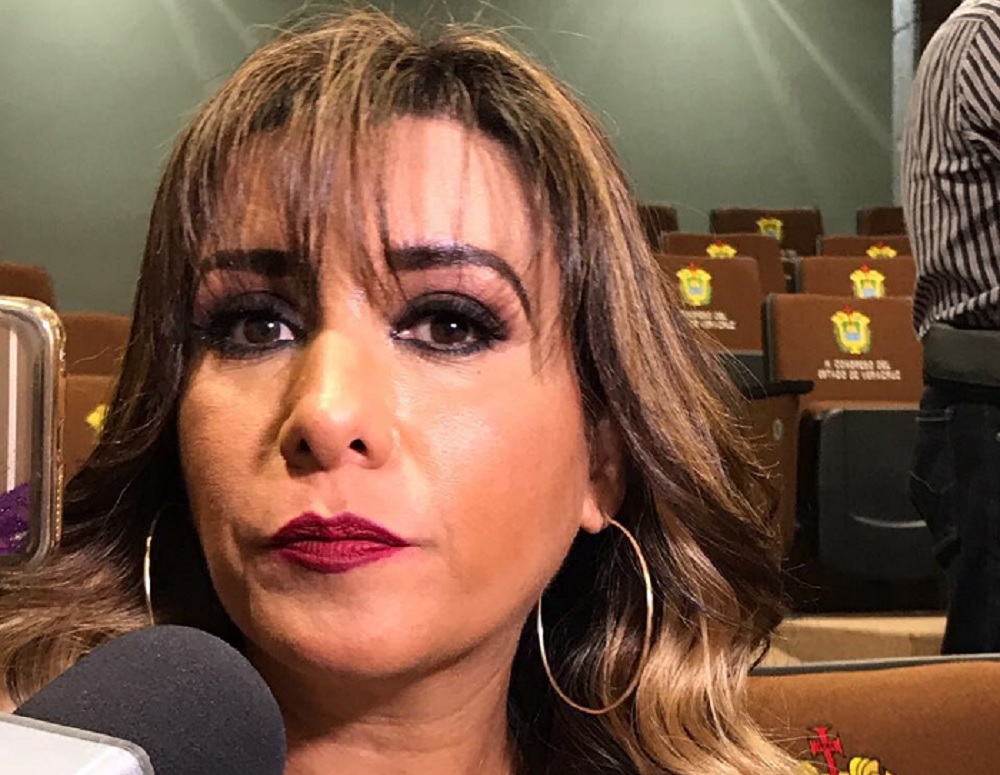 Veracruz podría tener segunda alerta de género al no definir su postura respecto al aborto