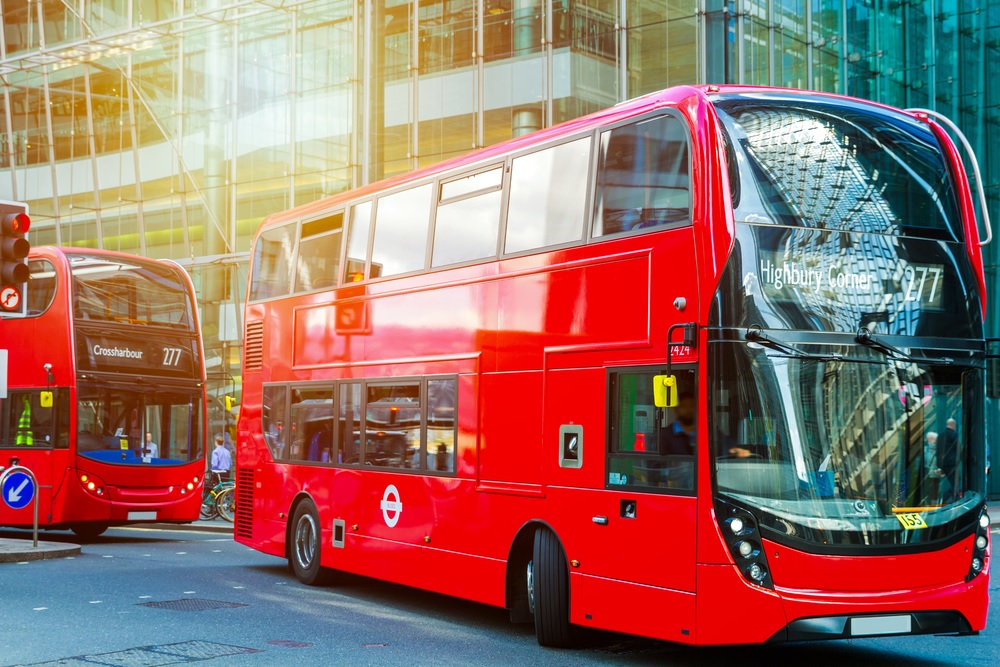 Metrobuses adquiridos por CDMX son chatarra del Reino Unido, Permanente solicita informe