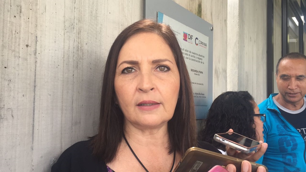 DIF Córdoba atiende a la semana dos casos de omisión de cuidados a adultos mayores