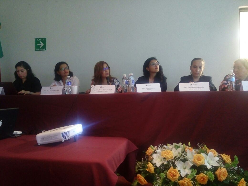 Salarios y fuentes periodísticas marcados por la brecha de género