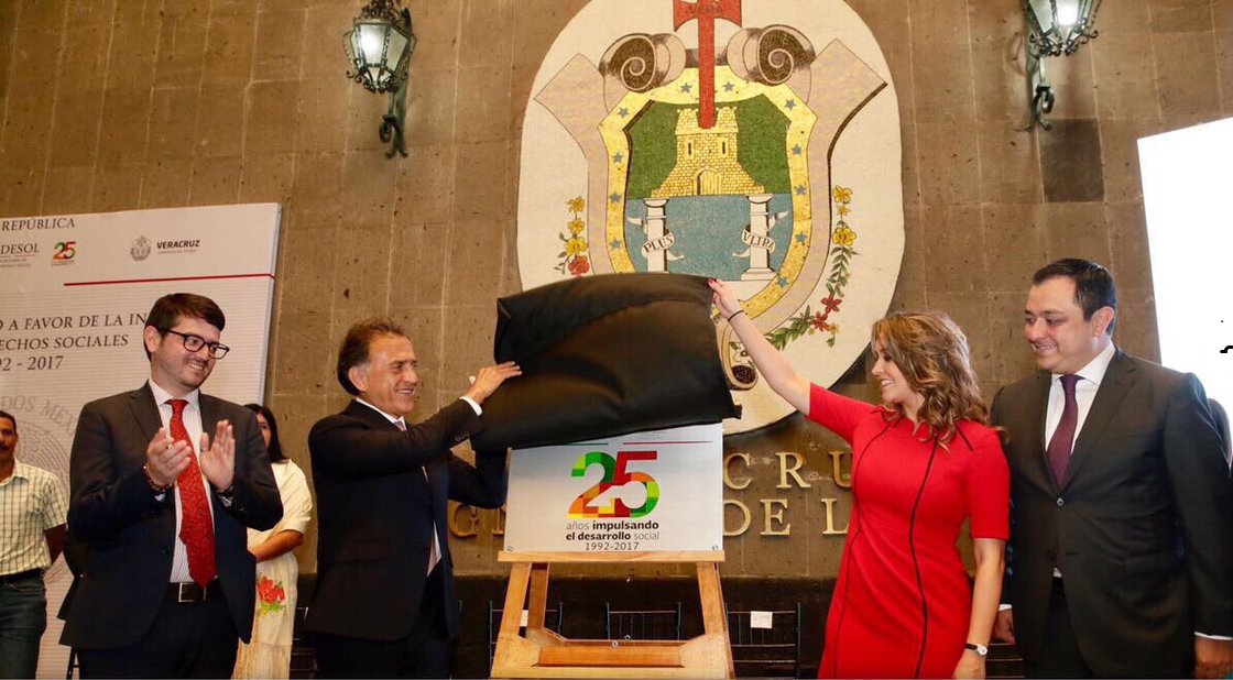 Pobreza, de los males más graves en la actualidad: Gobernador Yunes