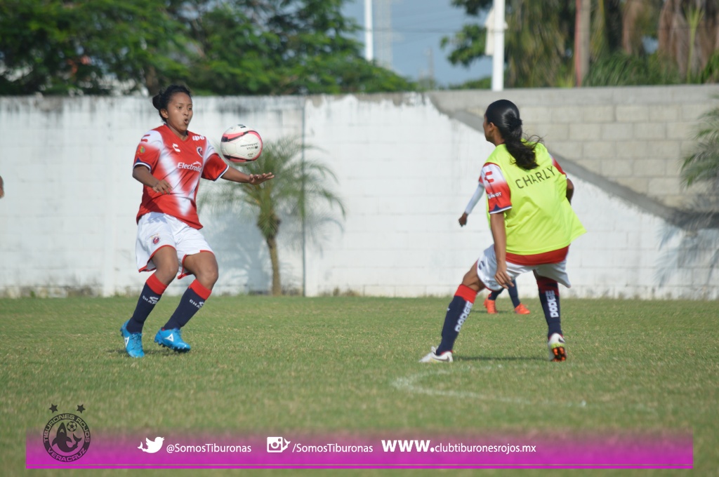 Los Tiburones Rojos Femenil se alistan para recibir al Pachuca