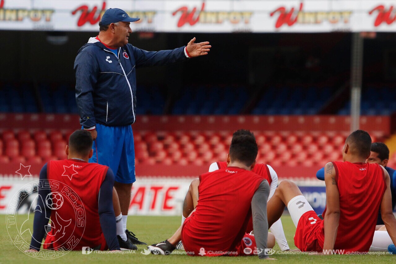 El Tiburón busca su primer triunfo fuera de casa en la Liga MX