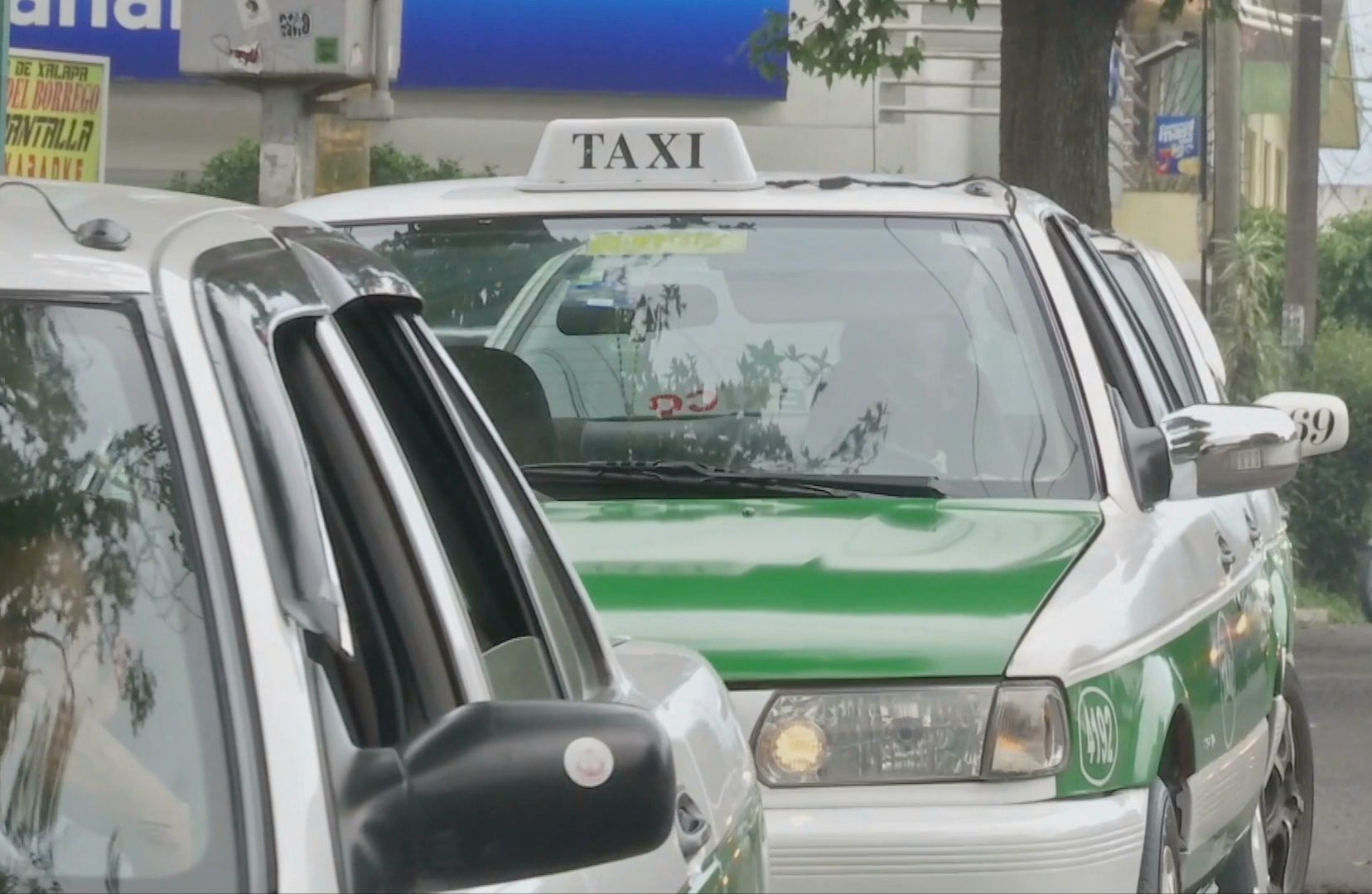 Sedesol apoya a taxistas a través del programa Sembremos Bienestar Común