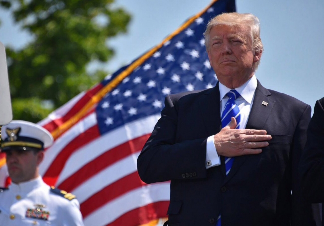 Trump triste por retiro de estatuas que glorifican esclavitud