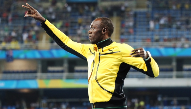 Usain Bolt es invitado a partido de leyendas con Manchester United