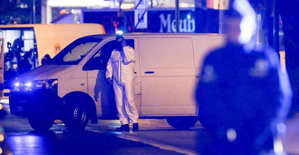 Auto de atentado de Barcelona procedía de París