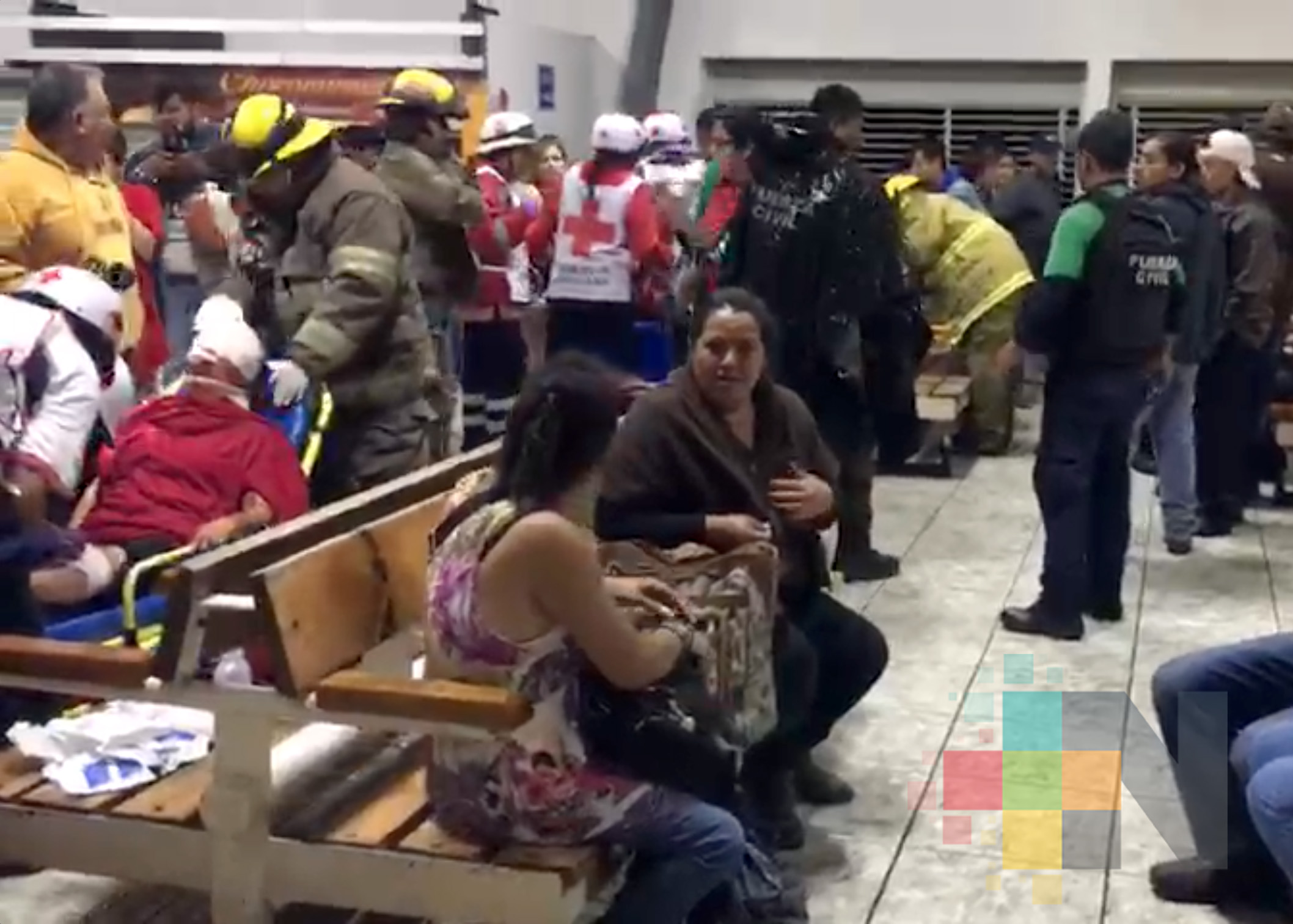 Explosión en autobús deja un muerto y varios heridos en Córdoba
