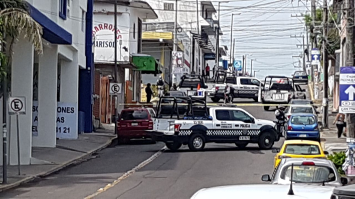 Elementos SSP y Policía Naval detuvieron a dos presuntos delincuentes en colonia Pocitos y Rivera