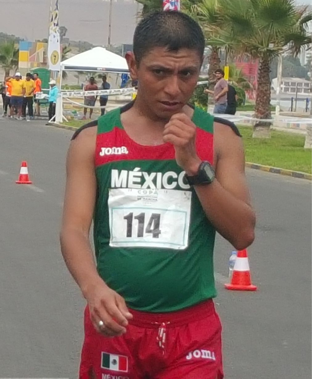 José Leyver buscará la marca olímpica en Guayaquil