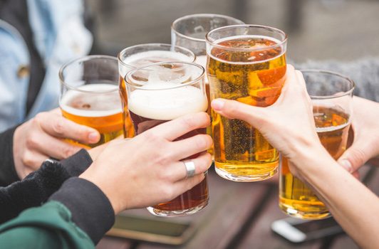 Confirman especialistas aumento en consumo de alcohol en México