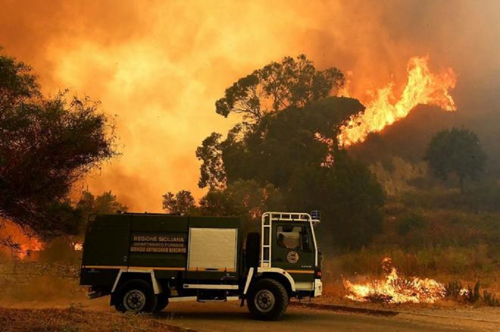 Emergencia en Italia por incendios y sequía