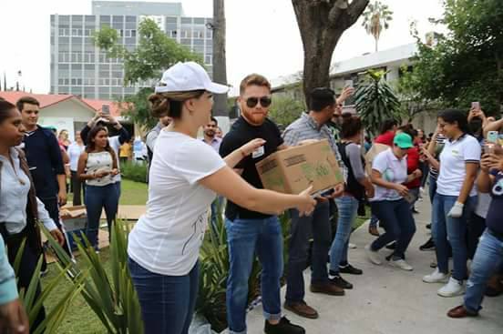 “Canelo” Álvarez ayuda a damnificados por terremoto