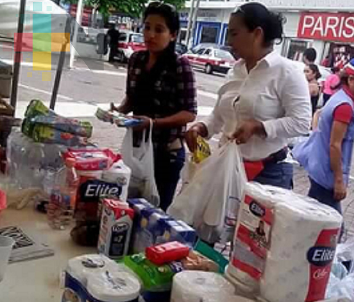 Terrablanquenses se solidarizan para apoyar a los damnificados de Oaxaca y Chiapas