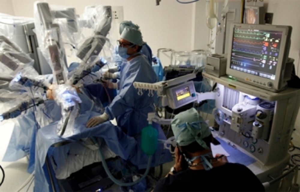 Cirugía robótica contra el cáncer, al alcance de médicos mexicanos