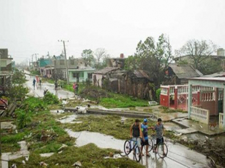 Causa huracán Irma 10 muertos a su paso por Cuba