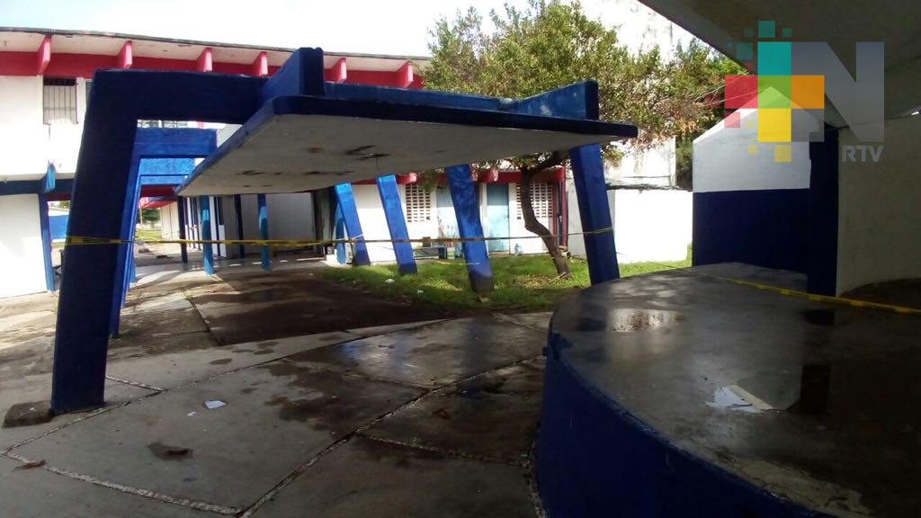 Inicia UV diagnóstico estructural de las escuelas de Coatzacoalcos