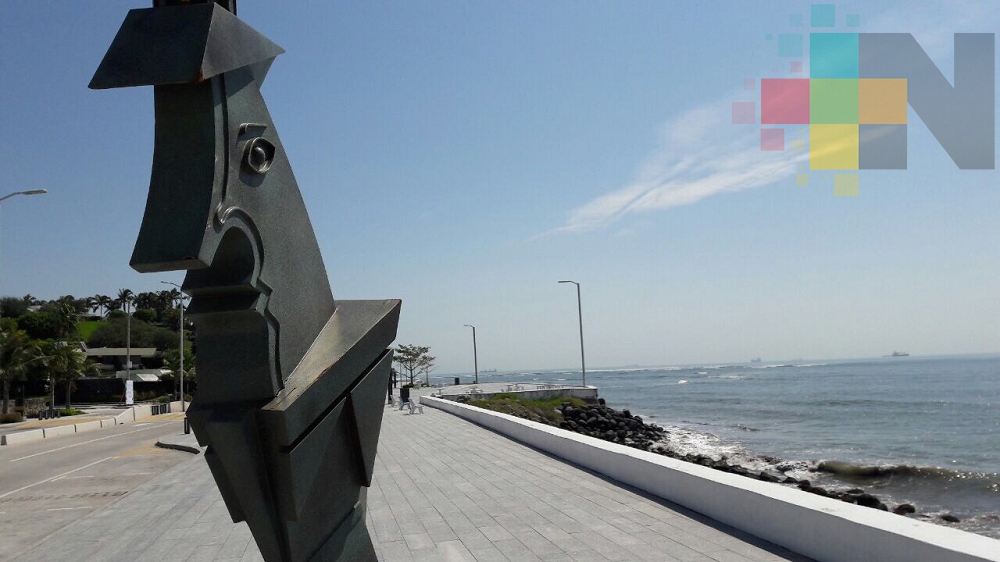 Diez esculturas de José Luis Cuevas se exponen en Distrito Boca