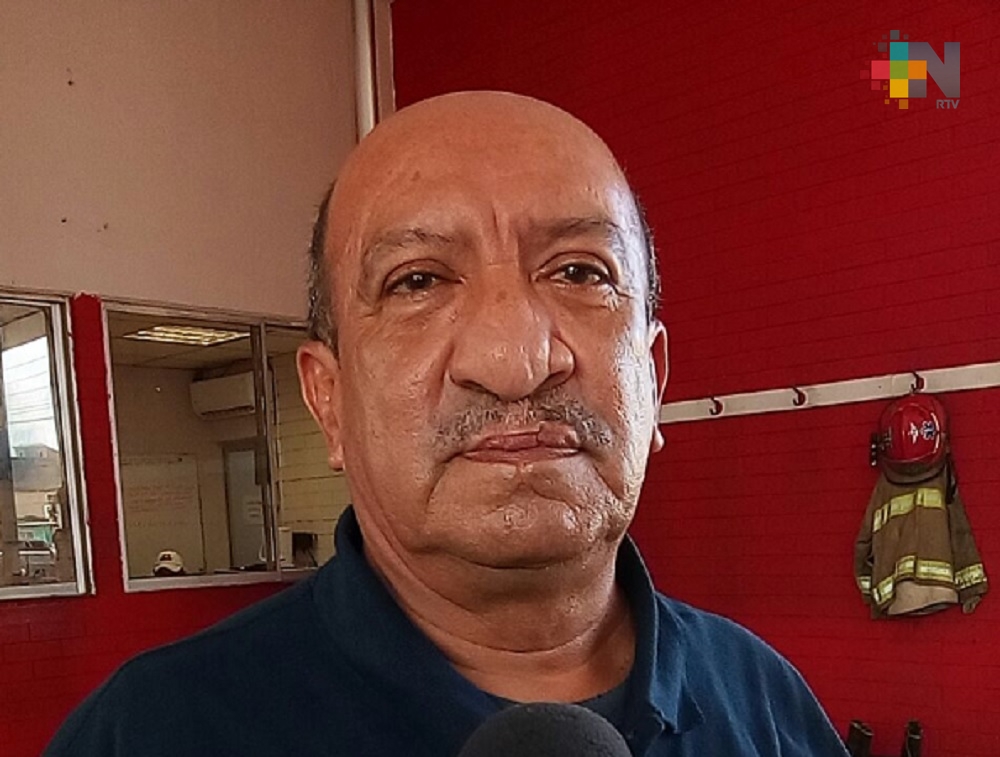 Bomberos de Coatzacoalcos atiende afectaciones causadas por FF 14