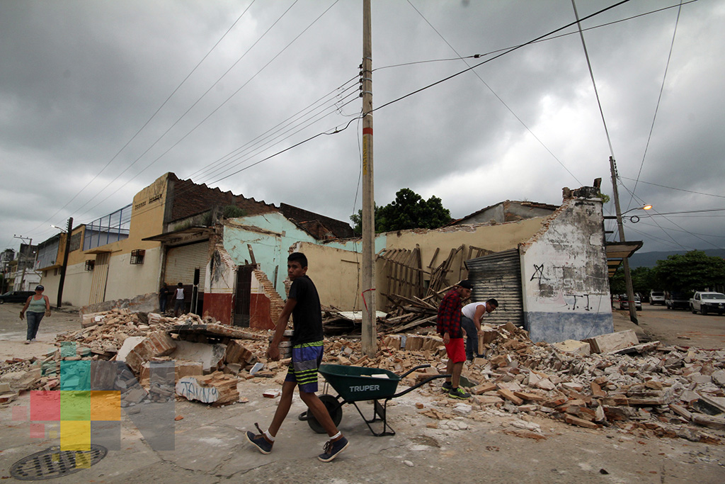 Xalapa se une para ayudar a damnificados de Oaxaca por sismo