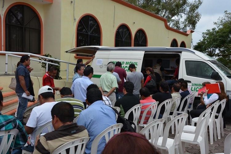 En Huayacocotla, buena respuesta para obtener licencia de manejo