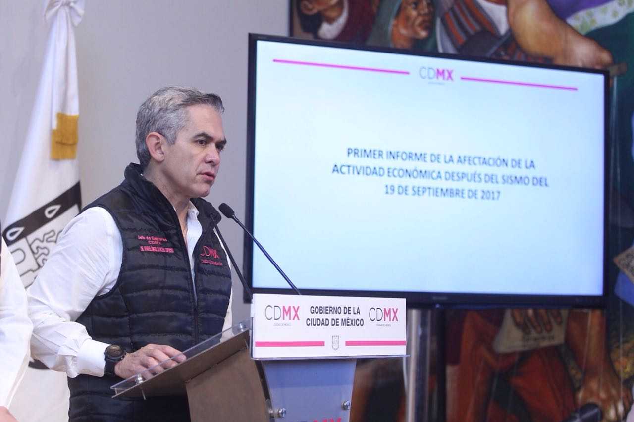 Anuncia Mancera apoyos para empresarios afectados por sismos en CDMX