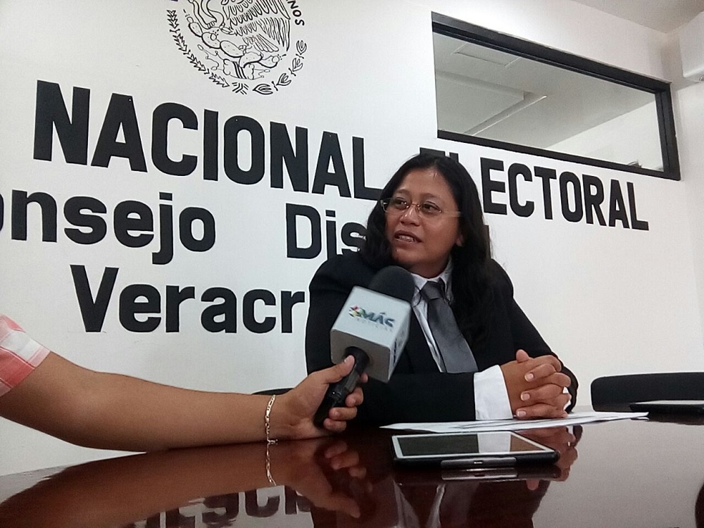 Toma protesta nueva vocal ejecutiva de la Junta Distrital del INE de Coatzacoalcos